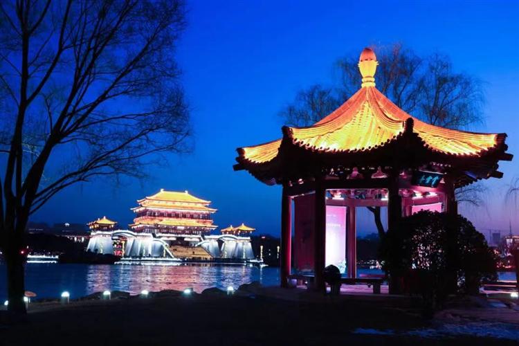 文博游引领新国潮