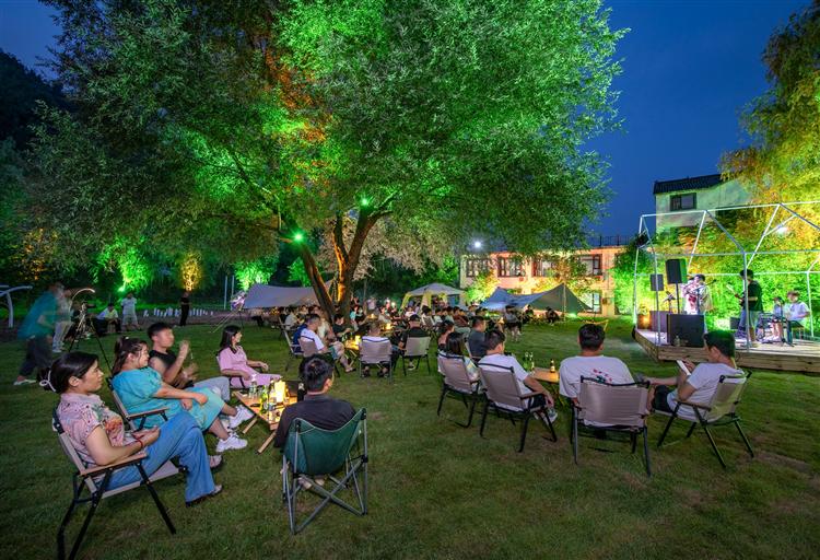 栾川首届星空露营生活节暨清凉露营季启动